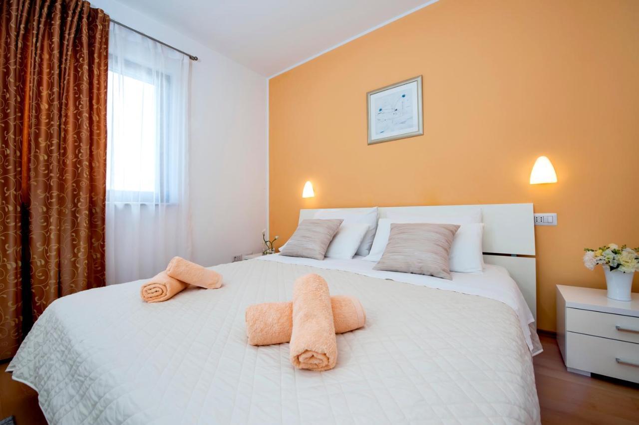 Apartments And Rooms Camaiore Rovinj Zewnętrze zdjęcie