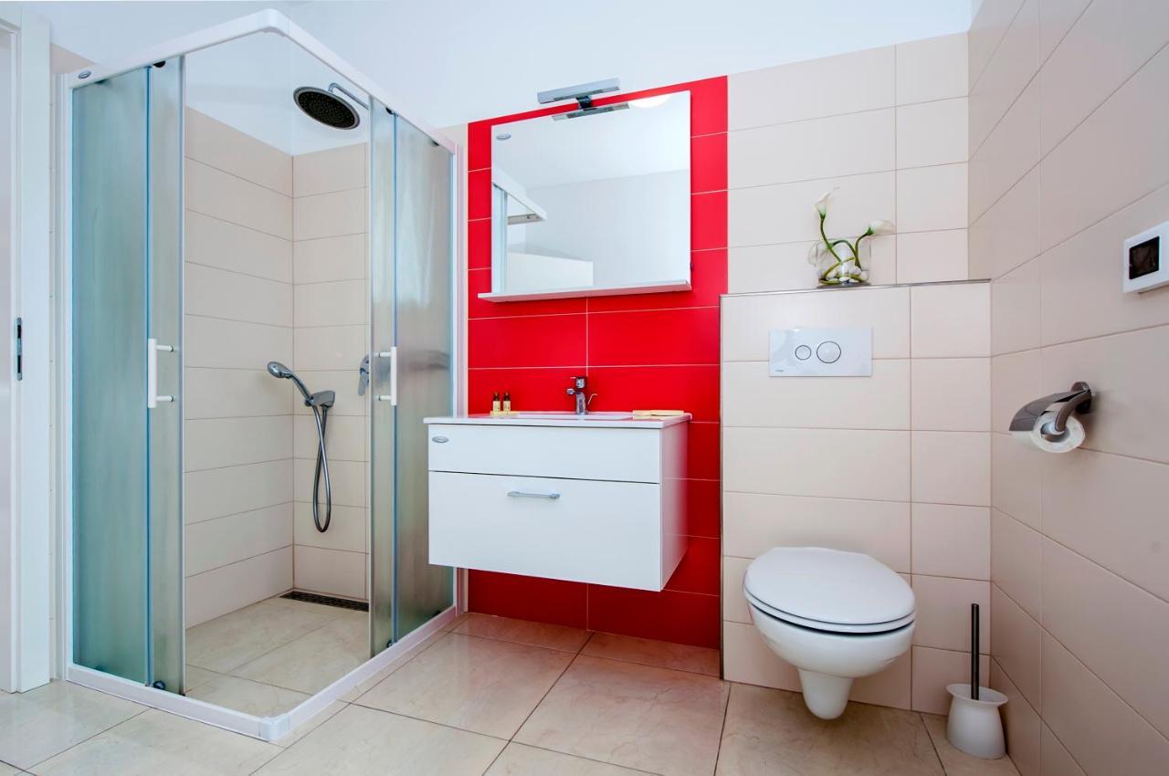 Apartments And Rooms Camaiore Rovinj Zewnętrze zdjęcie