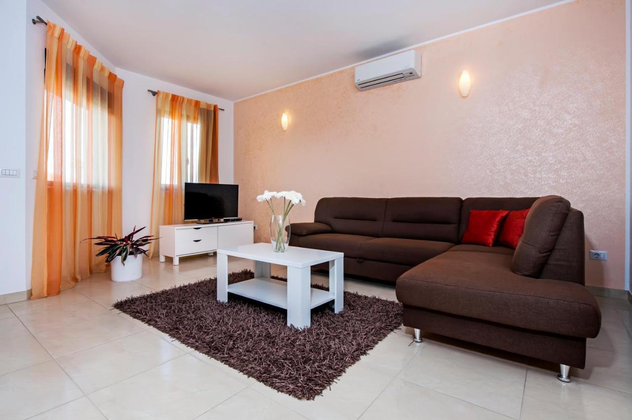 Apartments And Rooms Camaiore Rovinj Zewnętrze zdjęcie