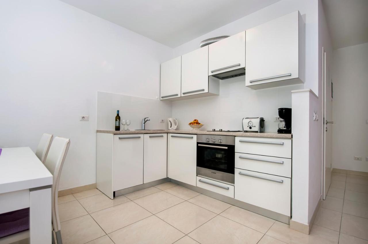 Apartments And Rooms Camaiore Rovinj Zewnętrze zdjęcie